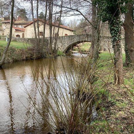 Jolie Maison De Campagne, Compostelle Soleymieux Екстериор снимка